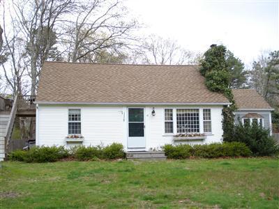 12 Samoset Road Sandwich MA 02537