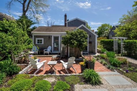 39 Pearl Street Provincetown MA 02657