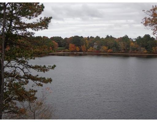 31 Pretto Way Plymouth MA 02360