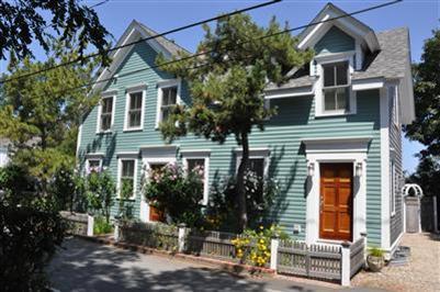 11 Cottage Street Provincetown MA 02657