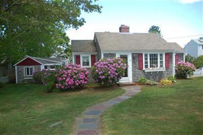 18 Cross Street Dennis MA 02639