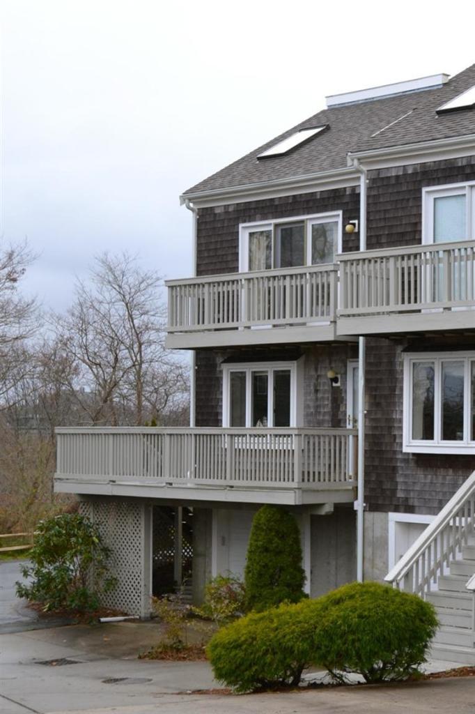 102 Bayberry Avenue Provincetown MA 02657