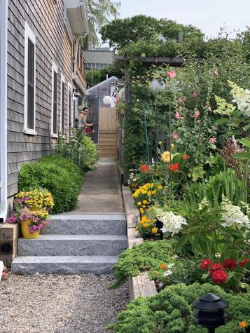 15 Winthrop Street Provincetown MA 02657