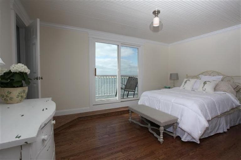 183 Bay Shore Road Barnstable MA 02601