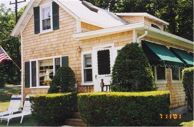 21 Crescent Avenue Falmouth MA 02540