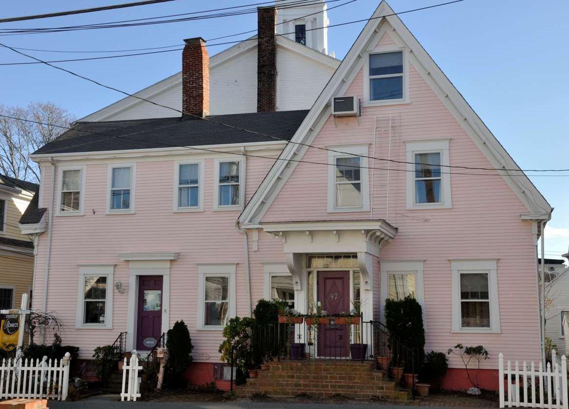 97 Bradford Street Provincetown MA 02657