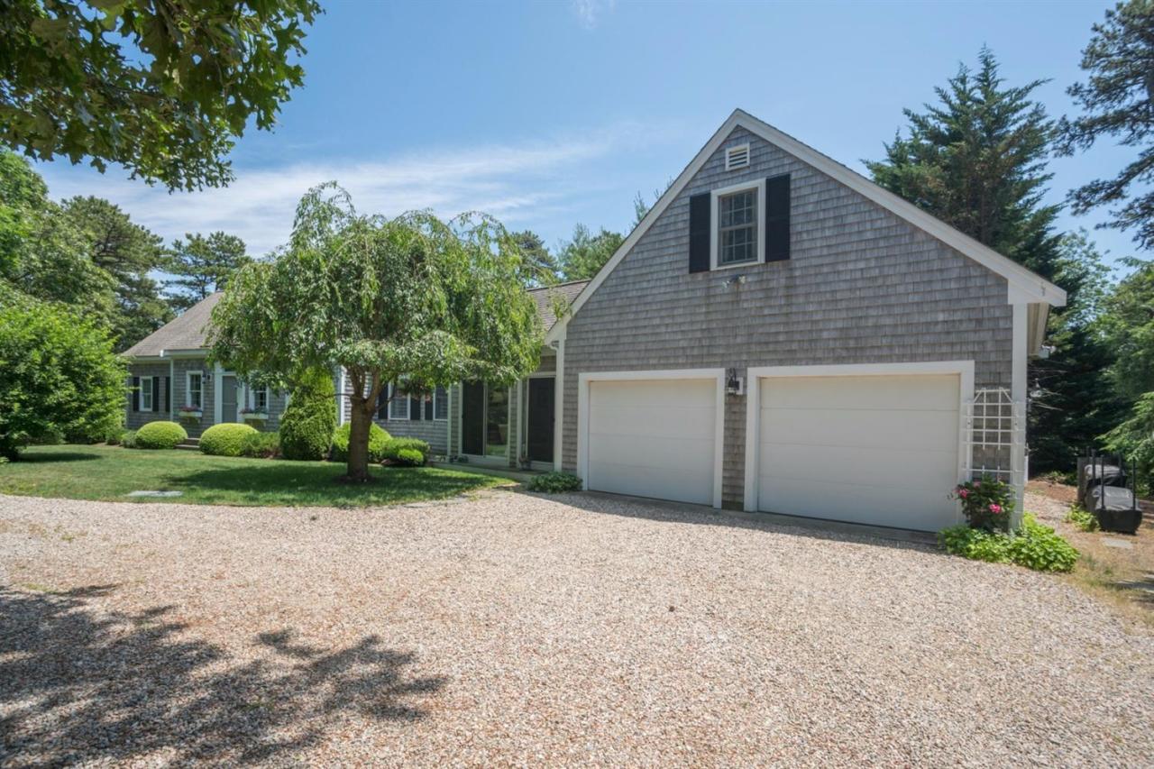 8 Highwood Road Orleans MA 02653