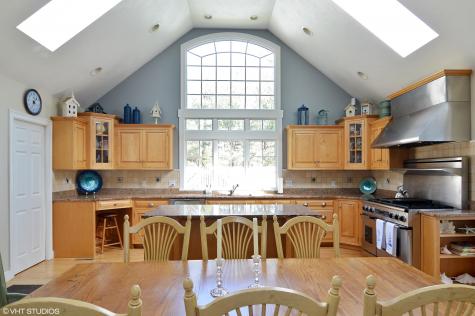 45 Carriage Lane Yarmouth MA 02675