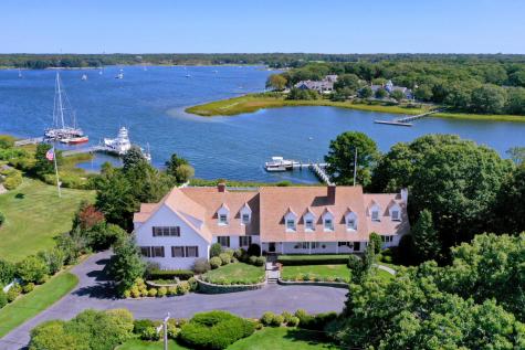 92 North Bay Road Barnstable MA 02655