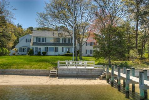 936 Sea View Avenue Barnstable MA 02655