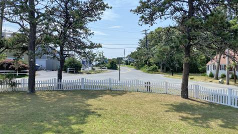 96 South Shore Drive Yarmouth MA 02664