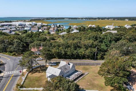 96 South Shore Drive Yarmouth MA 02664