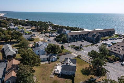 96 South Shore Drive Yarmouth MA 02664
