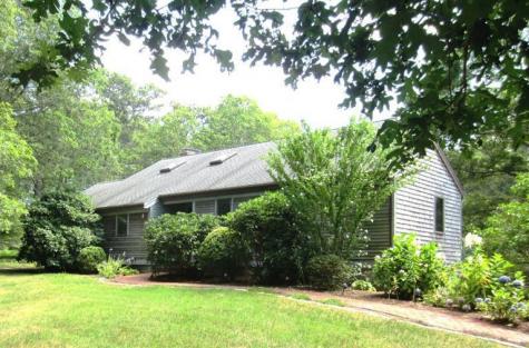 12 Field House Lane Harwich MA 02645