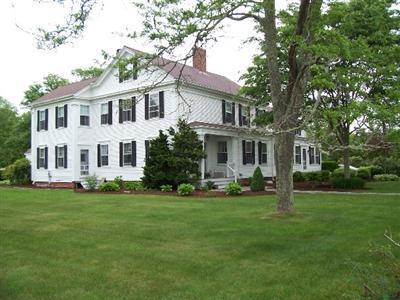 10 Putnam Avenue Barnstable MA 02635