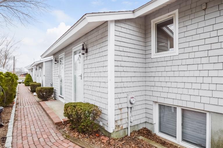 93 Falmouth Heights Road Falmouth MA 02540