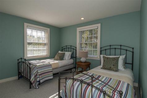 201 Scudders Lane Barnstable MA 02630
