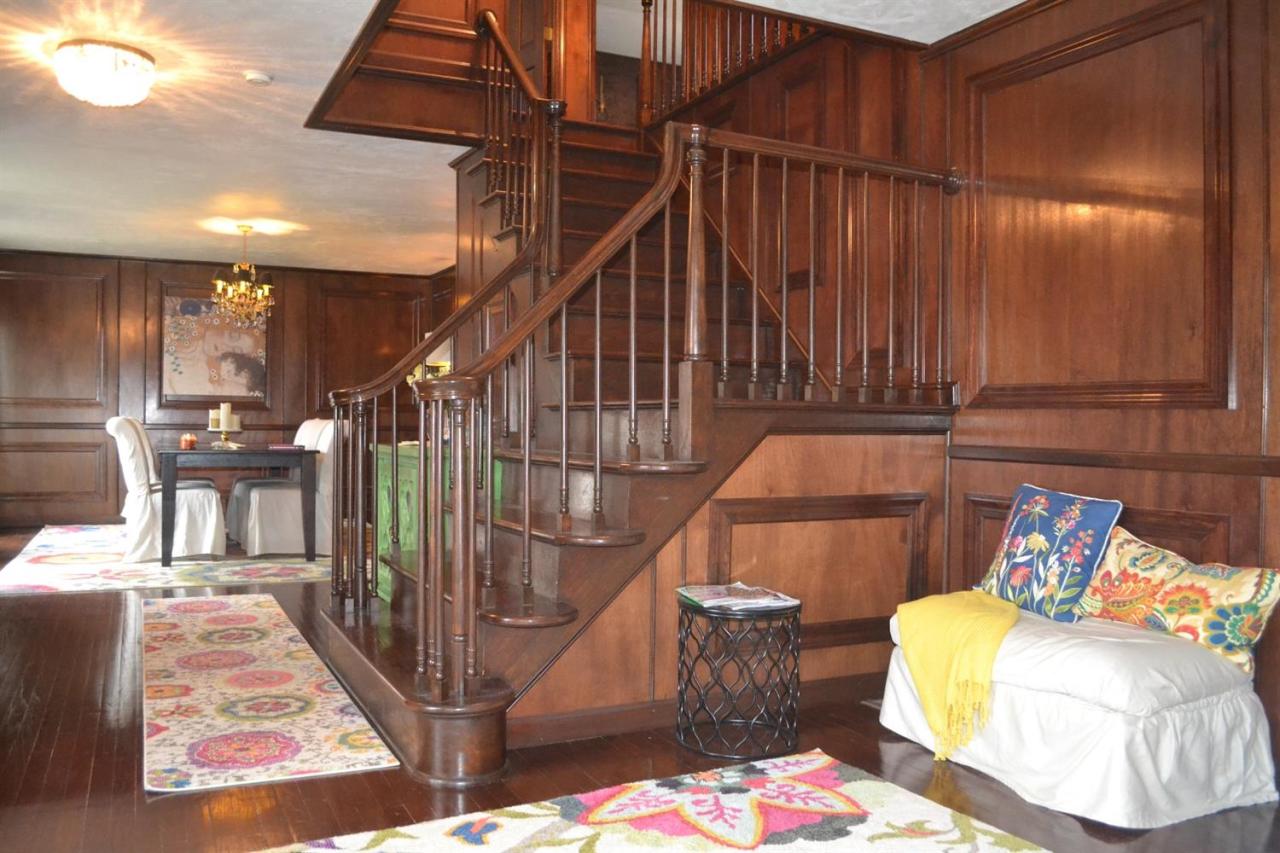 448 Marstons Lane Barnstable MA 02637