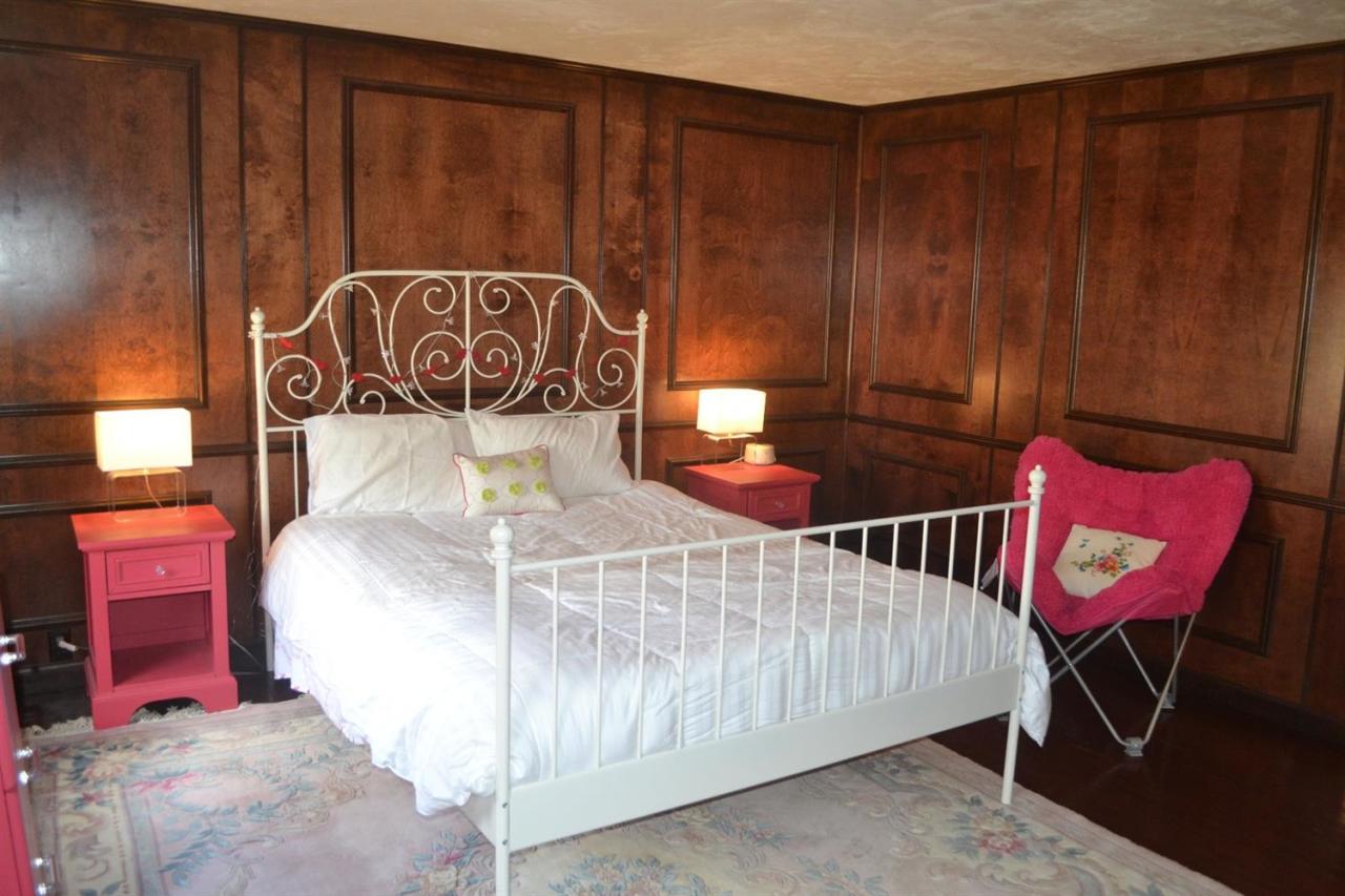 448 Marstons Lane Barnstable MA 02637