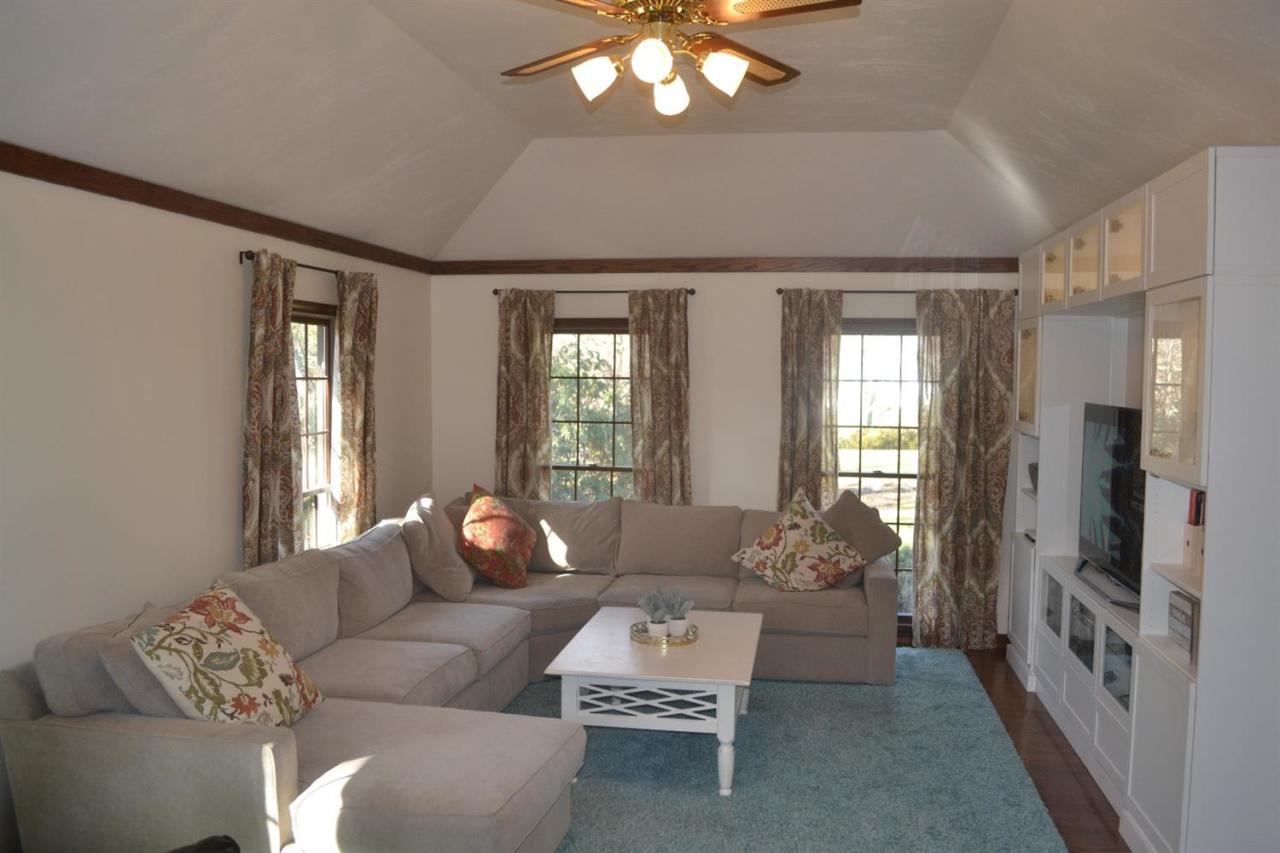 448 Marstons Lane Barnstable MA 02637