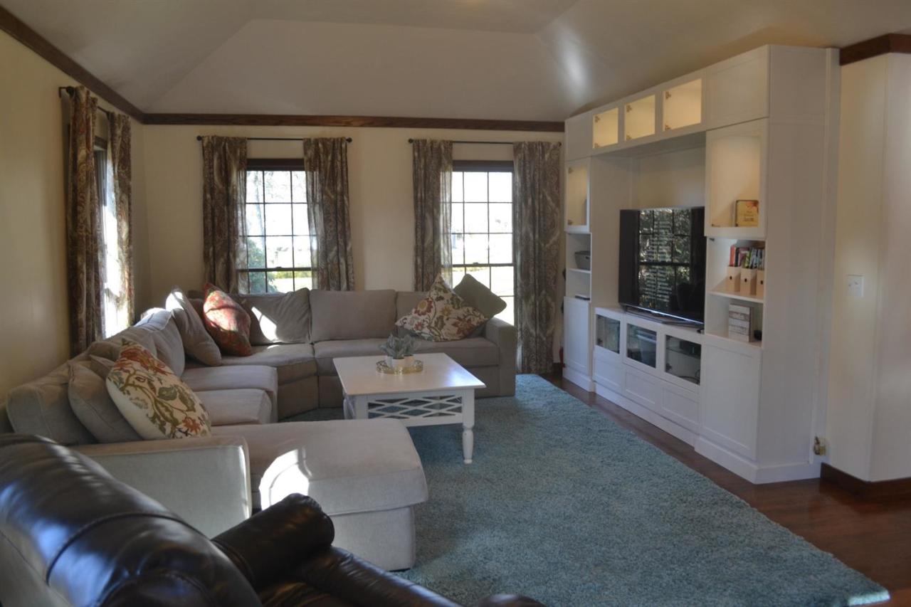 448 Marstons Lane Barnstable MA 02637