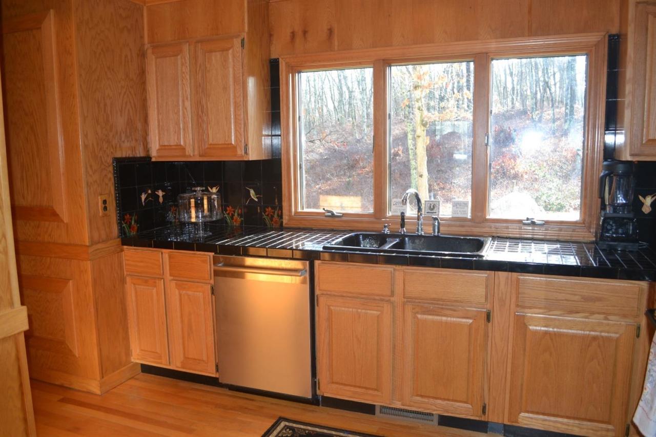 448 Marstons Lane Barnstable MA 02637