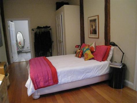 1671 Ost..-w.barn. Road Barnstable MA 02668