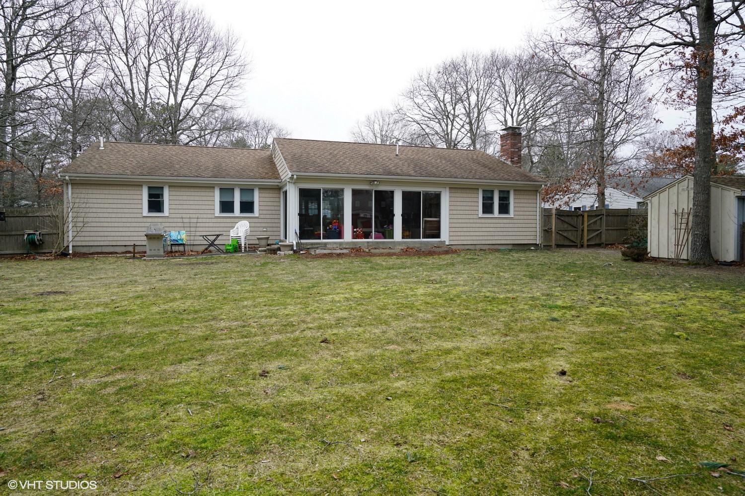 16 Foxglove Road Barnstable MA 02632
