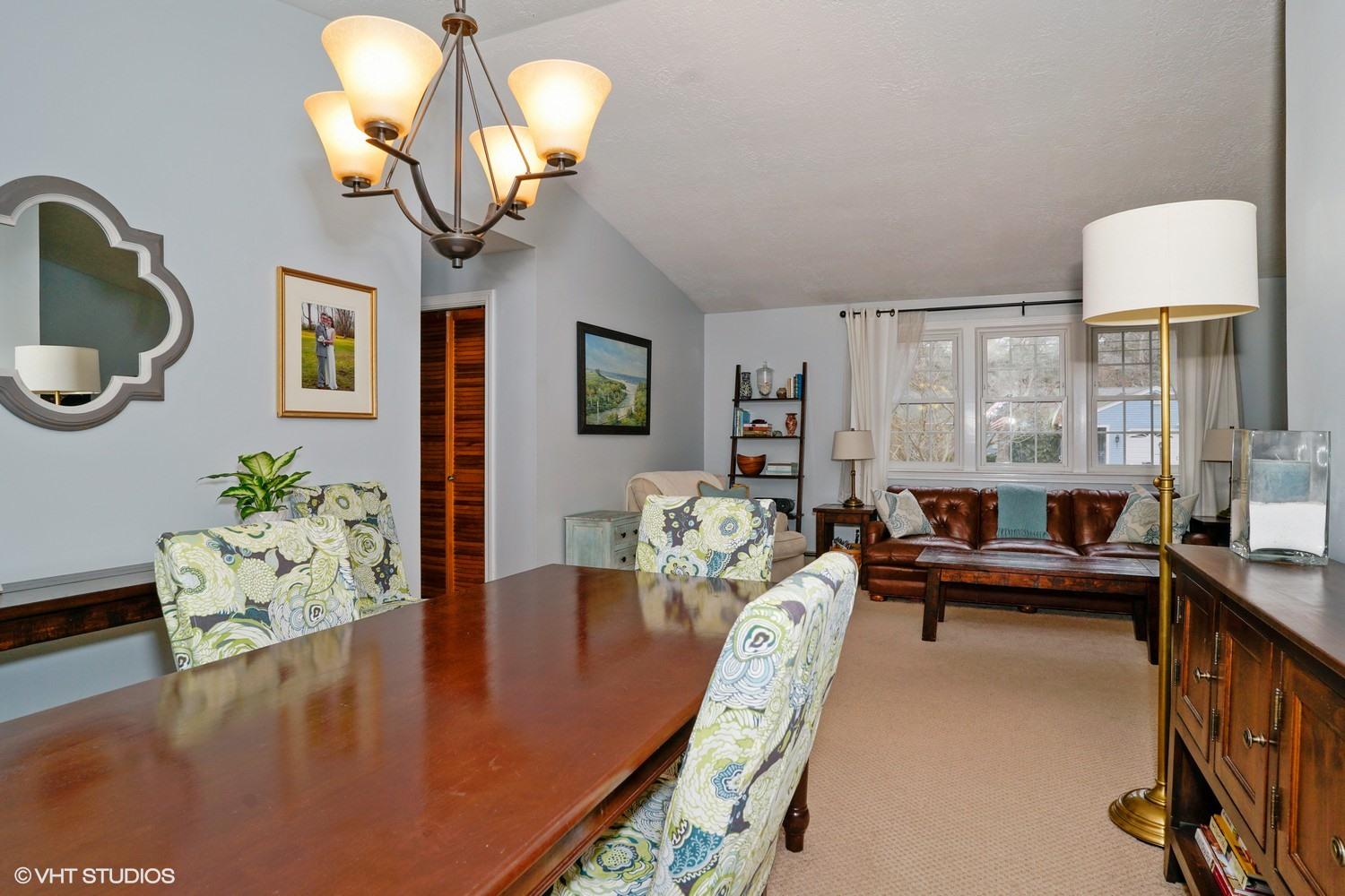 16 Foxglove Road Barnstable MA 02632