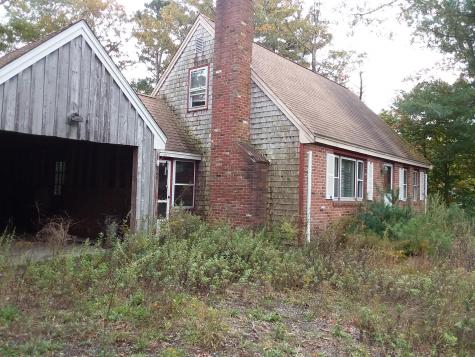 299 Cotuit Road Mashpee MA 02649