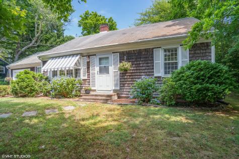 10 Katy Hatchs Road Falmouth MA 02540