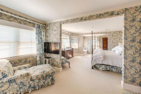 47 Sea View Avenue Barnstable MA 02655