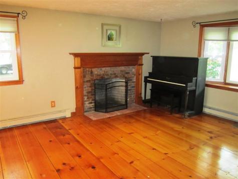 27 Pequot Road Mashpee MA 02649