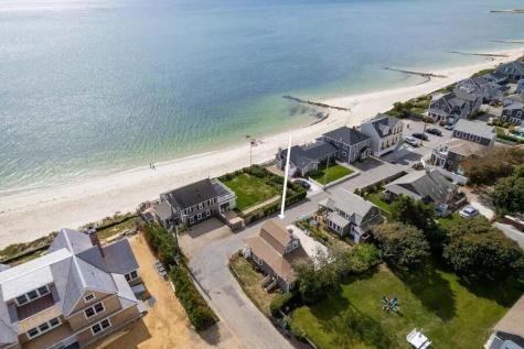 14 Atlantic Street Harwich MA 02646