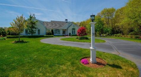 31 Harvest Lane Barnstable MA 02632