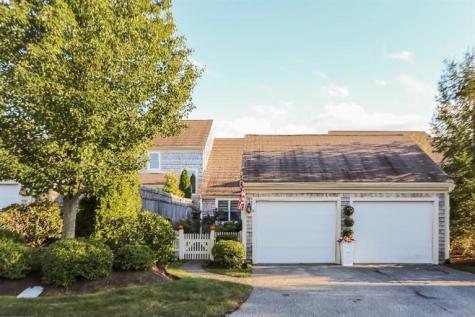 54 Holbeck Corner Plymouth MA 02360