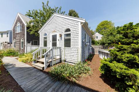 54 Bradford Street Provincetown MA 02657
