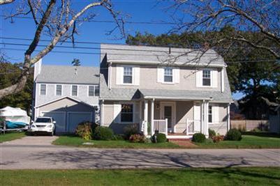 17 Worcester Court Falmouth MA 02540