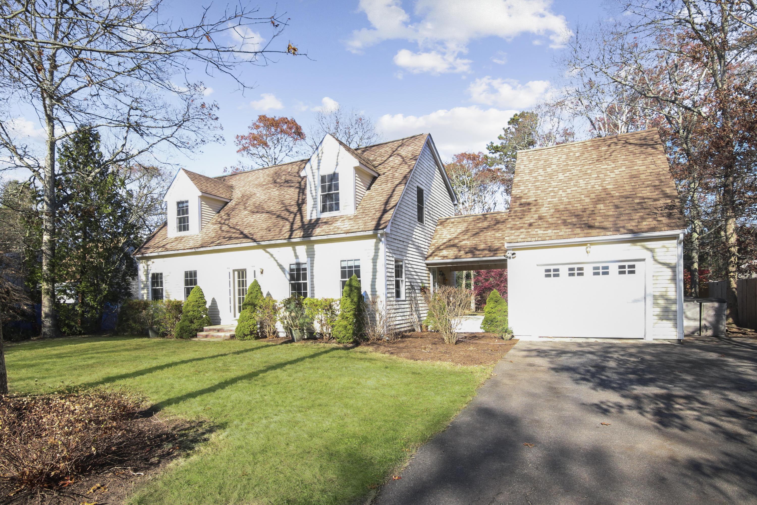 18 Regis Road Falmouth MA 02536