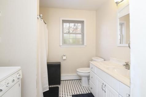 18 Regis Road Falmouth MA 02536