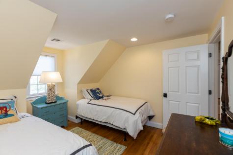 16 Amherst Avenue Falmouth MA 02540