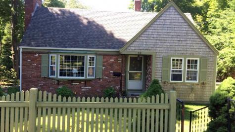 53 Lakeview Avenue Falmouth MA 02540