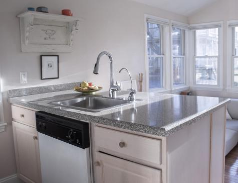 19 Brewster Street Provincetown MA 02657
