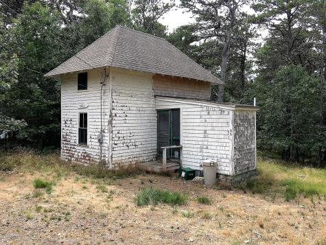 35 Mountain Avenue Wellfleet MA 02667