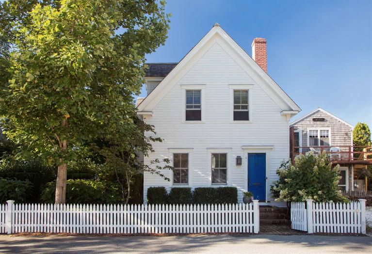 14 Cottage Street Provincetown MA 02657