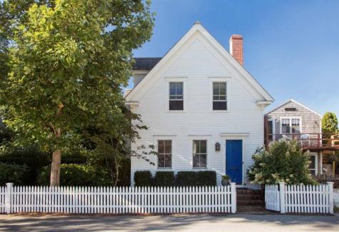 14 Cottage Street Provincetown MA 02657