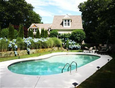 282 Baxters Neck Road Barnstable MA 02648