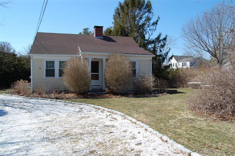 16 Freeman Street Harwich MA 02646