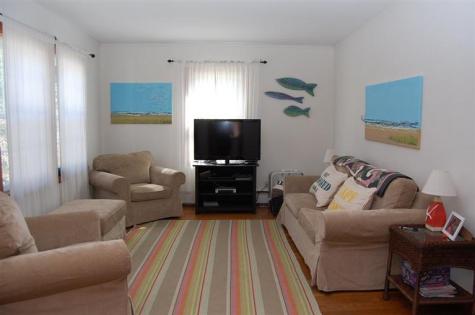 16 Freeman Street Harwich MA 02646