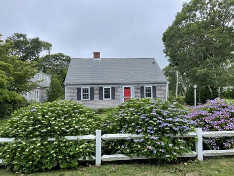 8 South Street Harwich MA 02646